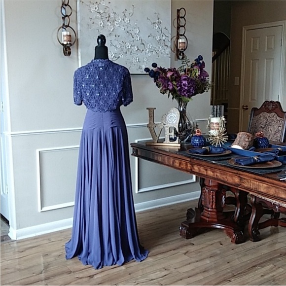 Jade By Jasmine JD3318A Formal Floor-length Gown. Size 6 - Picture 2 of 12